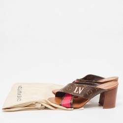 مملوكة مسبقًا Louis Vuitton Brown/Pink Monogram Canvas Slide Sandals Size 39