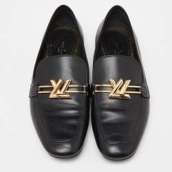 مملوكة مسبقًا Louis Vuitton Black Leather Upper Case Loafers Size 36