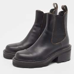 مملوكة مسبقًا Louis Vuitton Black Leather and Monogram Canvas Chelsea Boots Size 37