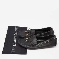 مملوكة مسبقًا حذاء لوفرز لوي فيتون غلوريا  جلد إمبرينت مونوغرامي أسود مقاس 37.5