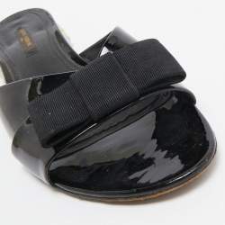 Pre Owned Louis Vuitton Black Patent Leather Bow Studded Flat Slides Size 39