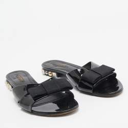 Pre Owned Louis Vuitton Black Patent Leather Bow Studded Flat Slides Size 39