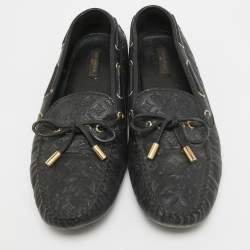 مملوكة مسبقًا حذاء لوفرز لوي فيتون غلوريا  جلد إمبرينت مونوغرامي أسود مقاس 37.5