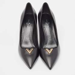 Louis Vuitton Black Leather Heart Breaker Pumps Size 36.5