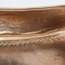 Pre Owned Louis Vuitton Gold Patent Leather Lagoon Raffia Wedge Slingback Sandals Size 37.5