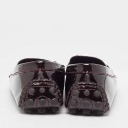 مملوكة مسبقًا Louis Vuitton Burgundy Patent Leather Dauphine Loafers Size 42