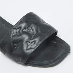 مملوكة مسبقًا Louis Vuitton Black Embossed Leather Revival Flat Slides Size 38