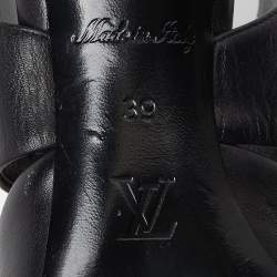 مملوكة مسبقًا Louis Vuitton Black Leather Slingback Pumps Size 39