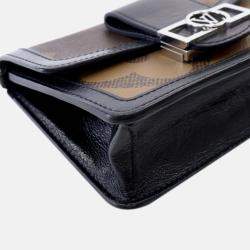 Louis Vuitton Monogram Giant Reverse Dauphine