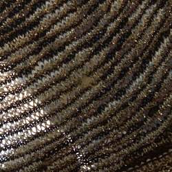 Pre Owned كارديجان أم ميزوني أزرار أمامية تريكو لوركس ذهبي وأسود M