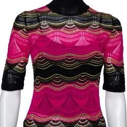 Pre Owned توب إم ميزوني تريكو بوينتيل مموج أسود ووردي رقبة مرتفعة مقاس صغير (سمول)