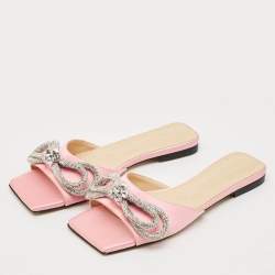 مملوكة مسبقًا حذاء فلات ساتان وردي مزين بكريستال مزدوج من ماتش آند ماتش ربطة مقاس 38