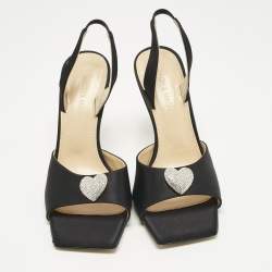 مملوكة مسبقًا صندل ماك أند ماك ساتان أسود بقلب كريستال مقاس 38.5