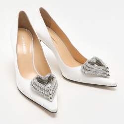 Pre Owned Mach & Mach White Satin Triple Heart Pumps Size 40