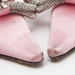 مملوكة مسبقًا حذاء كعب عالي ماتش أند ماتش ساتان وردي فاتح / فضي مزدوج القوس مرصع كريستال مقاس 38.5