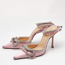 مملوكة مسبقًا حذاء كعب عالي ماتش أند ماتش ساتان وردي فاتح / فضي مزدوج القوس مرصع كريستال مقاس 38.5