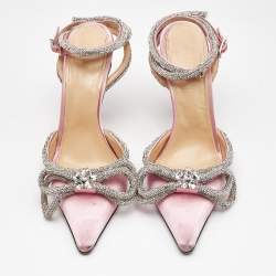 مملوكة مسبقًا حذاء كعب عالي ماتش أند ماتش ساتان وردي فاتح / فضي مزدوج القوس مرصع كريستال مقاس 38.5