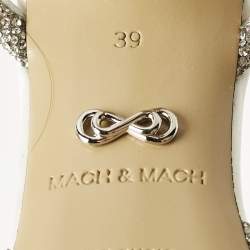 مملوكة مسبقًا حذاء كعب عالي ماك & ماك ساتان أبيض مزخرف بكريستال مع قوس مزدوج يغلق حول الكاحل مقاس 39