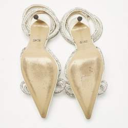 مملوكة مسبقًا حذاء كعب عالي ماك & ماك ساتان أبيض مزخرف بكريستال مع قوس مزدوج يغلق حول الكاحل مقاس 39