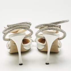 مملوكة مسبقًا حذاء كعب عالي ماك & ماك ساتان أبيض مزخرف بكريستال مع قوس مزدوج يغلق حول الكاحل مقاس 39