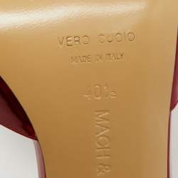 Pre Owned صندل مفتوح ماك أند ماك جلد لامع أحمر مع فيونكة مزدوجة مرصّعة بالكريستال مقاس 40.5