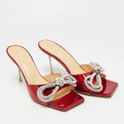 Pre Owned صندل مفتوح ماك أند ماك جلد لامع أحمر مع فيونكة مزدوجة مرصّعة بالكريستال مقاس 40.5