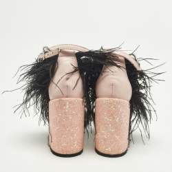 Pre Owned صندل ماخ أند ماخ جلد وريش مزين بحزام الكاحل وكعب عريض مقاس 38