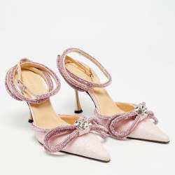 مملوكة مسبقًا حذاء كعب عالي ماتش أند ماتش ساتان وردي فاتح / فضي مزدوج القوس مرصع كريستال مقاس 38.5