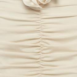 Pre Owned فستان ماجدا بوتريم قصير بلون بيج من الحرير مع زهور مجسمة ومزموم مقاس صغير - سمول