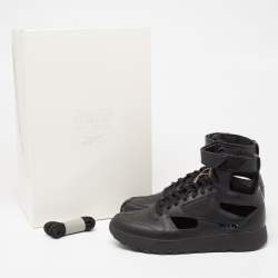 Maison Martin Margiela X Reebok Black Leather Tabi High Top Sneakers Size 39