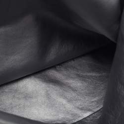 Pre Owned Maison Martin Margiela Silver Leather Shoulder Bag