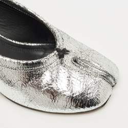 Pre Owned Maison Martin Margiela Silver Metallic Cracked Leather Tabi Pumps Size 39