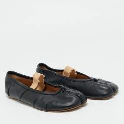 مملوكة مسبقًا Maison Martin Margiela Tabi Size 39.5 Black Leather Mary jane Ballet Flats
