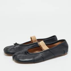 مملوكة مسبقًا Maison Martin Margiela Tabi Size 39.5 Black Leather Mary jane Ballet Flats