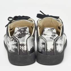 Pre Owned Maison Martin Margiela Silver/Black Leather Replica Sneakers Size 39