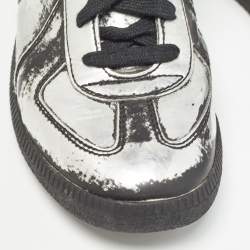 Pre Owned Maison Martin Margiela Silver/Black Leather Replica Sneakers Size 39