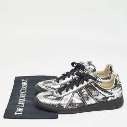 Pre Owned Maison Martin Margiela Silver/Black Leather Replica Sneakers Size 39