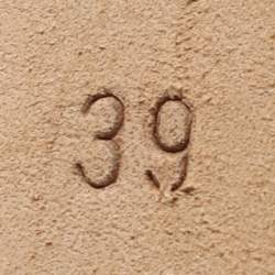 Pre Owned حذاء سلايد مالون سوليه مارا جلد بنفسجي معدني مقاس 39