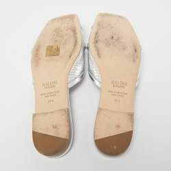 مملوكة مسبقًا Malone Souliers Metallic Silver Croc Embossed Leather Perla  Flat Sandals Size 38.5