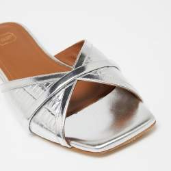 مملوكة مسبقًا Malone Souliers Metallic Silver Croc Embossed Leather Perla  Flat Sandals Size 38.5