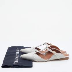 Pre Owned Malone Souliers Silver Satin Imogen Flat Sandals Size 39