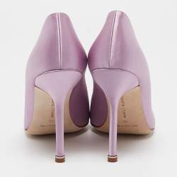 Manolo Blahnik Purple Satin Hangisi Pumps Size 40