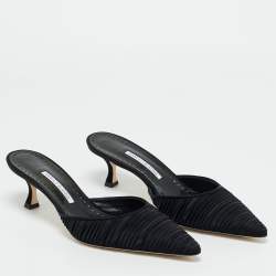 Pre Owned Manolo Blahnik Black Satin Carolynemu Mules Size 42