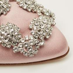 مملوكة مسبقًا حذاء باليرينا فلات مانولو بلانيك هانغيسي مرصع بالكريستال ساتان وردي مقاس 38