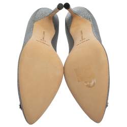 مملوكة مسبقًا Manolo Blahnik Silver Lurex Hangisi Pointed Toe Pumps Size 38.5