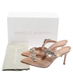 مملوكة مسبقًا صندل مانولو بلانيك لوروم ساتان وردي سلمون مزخرف كريستال مقاس 39