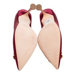 Pre Owned حذاء كعب عالي مانولو بلانيك تريديمود ساتان عنابي مقاس 37.5