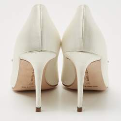 Pre Owned Manolo Blahnik White Satin Nadira Pumps Size 37