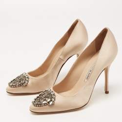 Pre Owned Manolo Blahnik Light Gold Satin Okkava Pumps Size 36.5