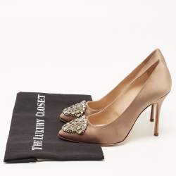 Pre Owned Manolo Blahnik Beige Satin Okkava Crystal Embellished Pumps Size 36.5